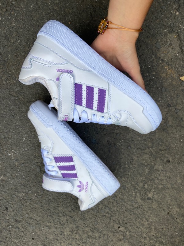 Adidas morado oscuro