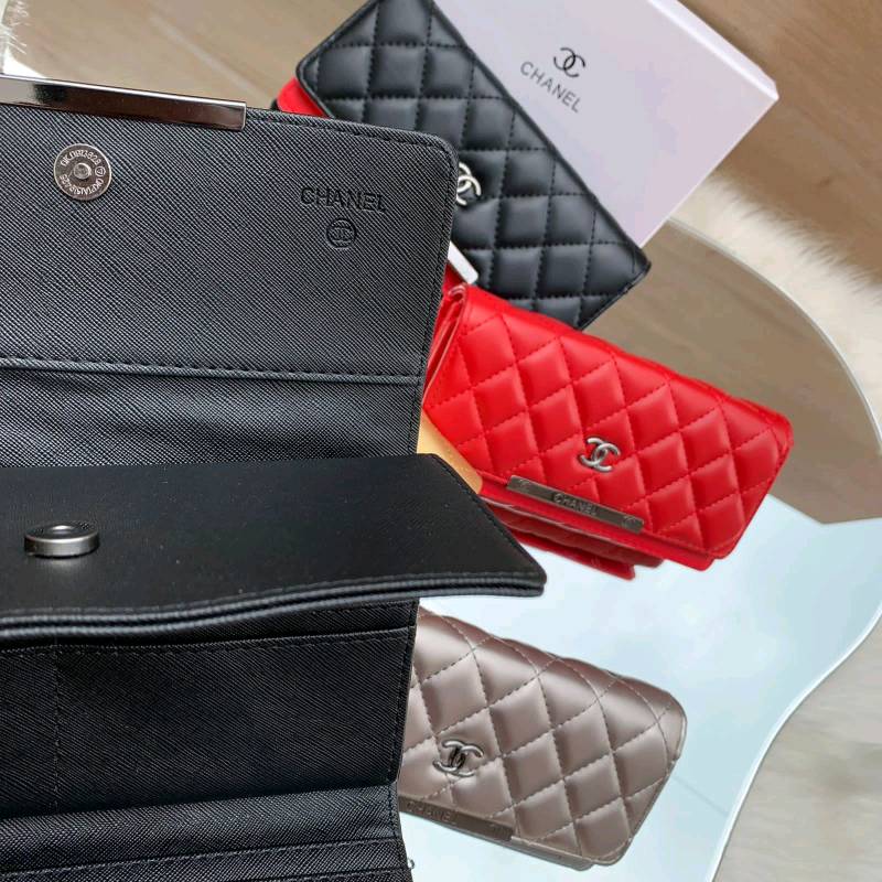 purse, wallet, mailbag