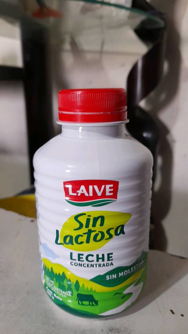 Leche Laive Sin Lactosa lista para consumir