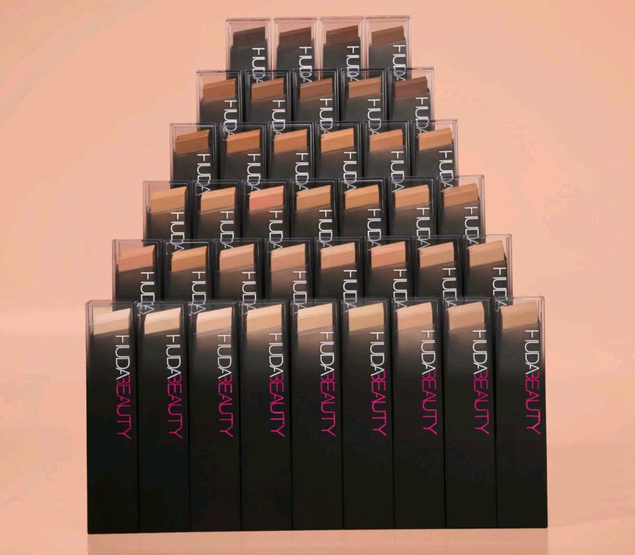 HUDA BEAUTY#FauxFilter Skin Finish Buildable Coverage Foundation Stick