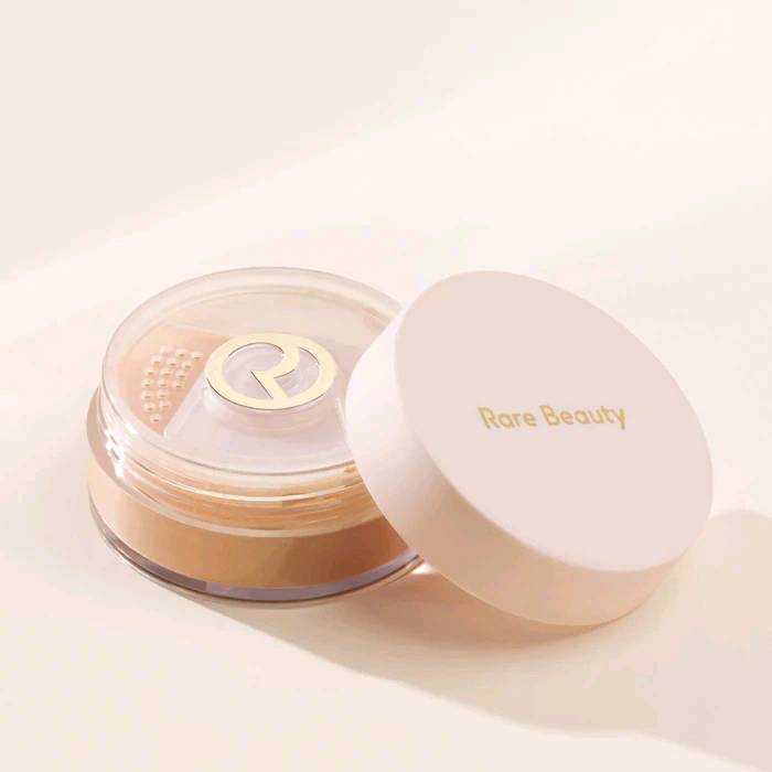 Rare Beauty by Selena GomezAlways an Optimist Soft Radiance Setting Powder