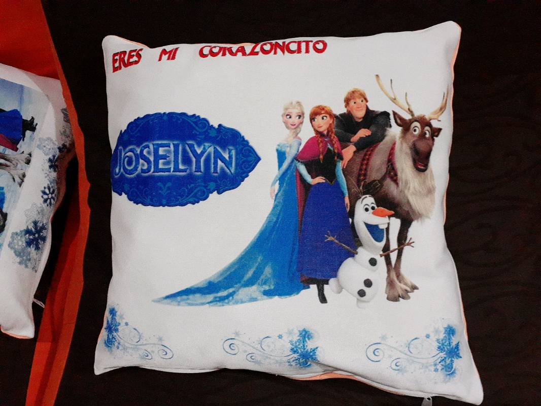 Almohada personalizada de 30 × 30 en Guayaquil