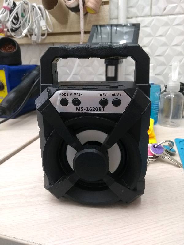 Polaroid_camera, tape_player, electric_fan