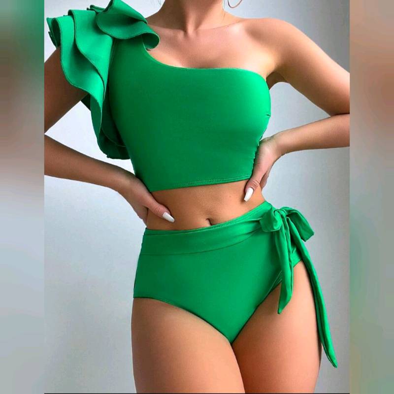 Traje de Baño de 2 Piezas  De Un Hombro Descubierto 
