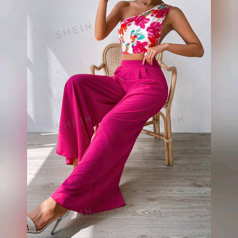 Conjunto De Pantalon Pierna Ancha Con Cuello Asimétrico Y Estampado 