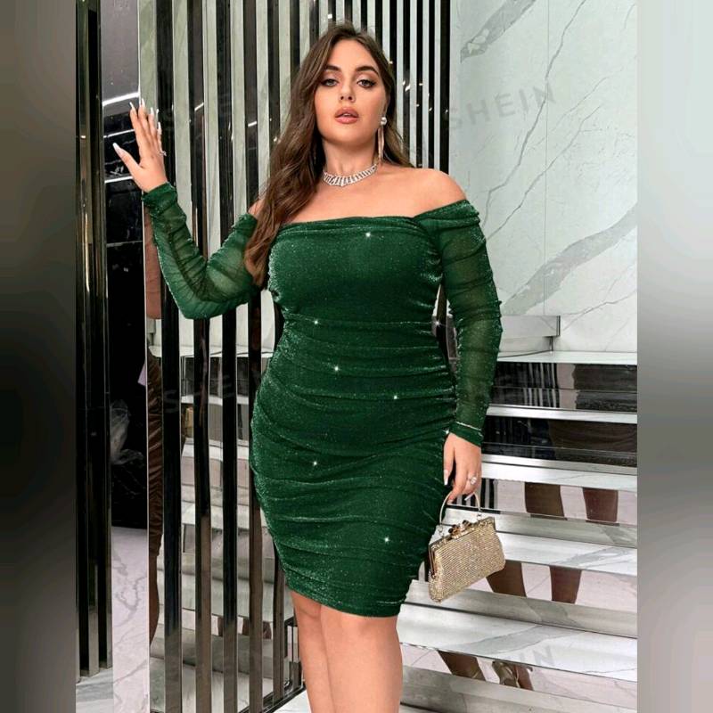 Vestido De Malla Con Fruncido Brillante 