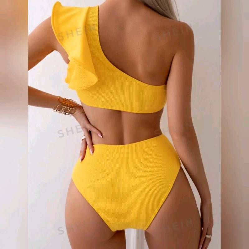 Traje de Baño de 1 Pieza  y un Hombro Descubierto Con Diseño de Volante