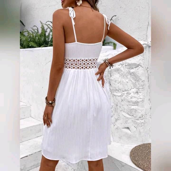  Vestido De Tirantes Con Encaje En contraste