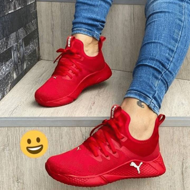 Zapatillas Mujer PUMA de color Rojo