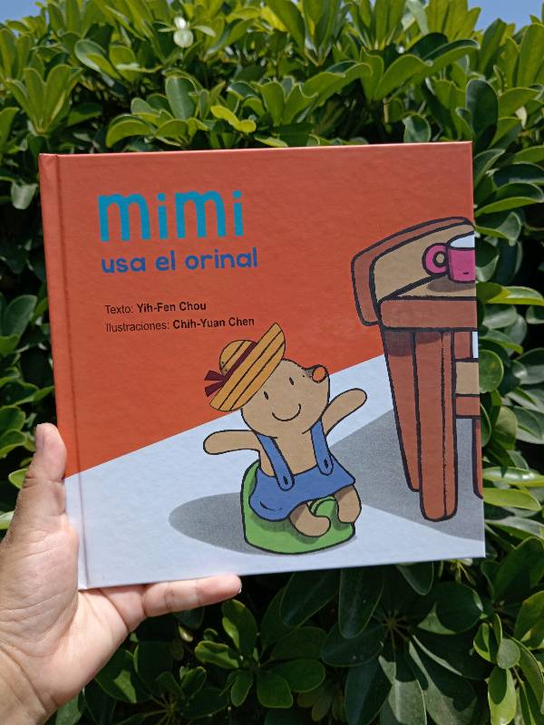 Mimi usa el orinal (Pañal) 