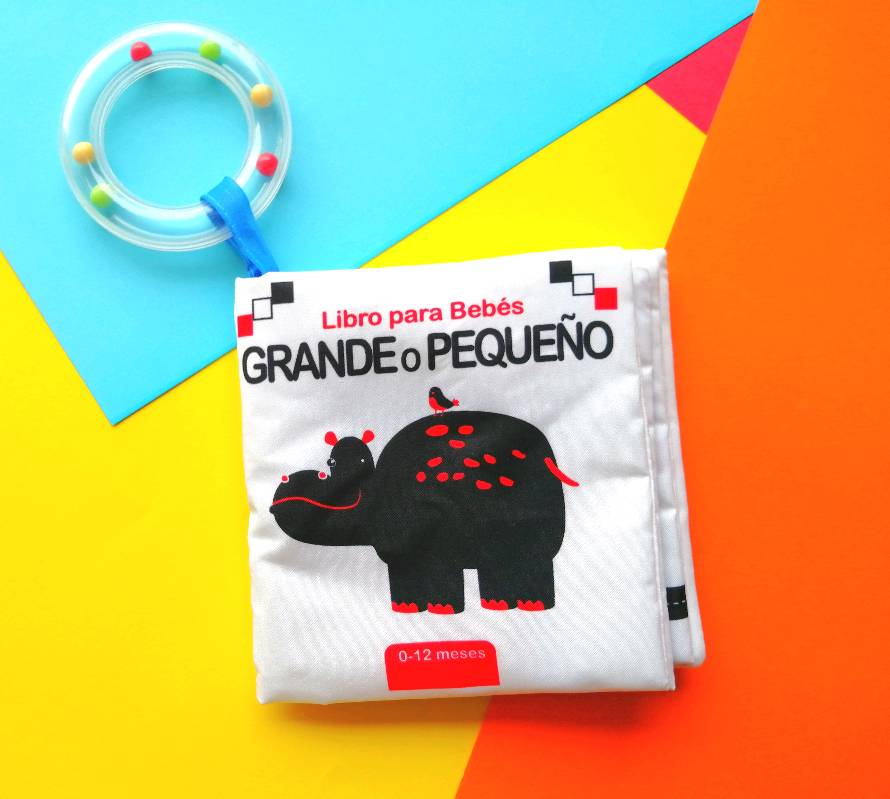 Grande o pequeño 0 a 12m (Libro tela) 