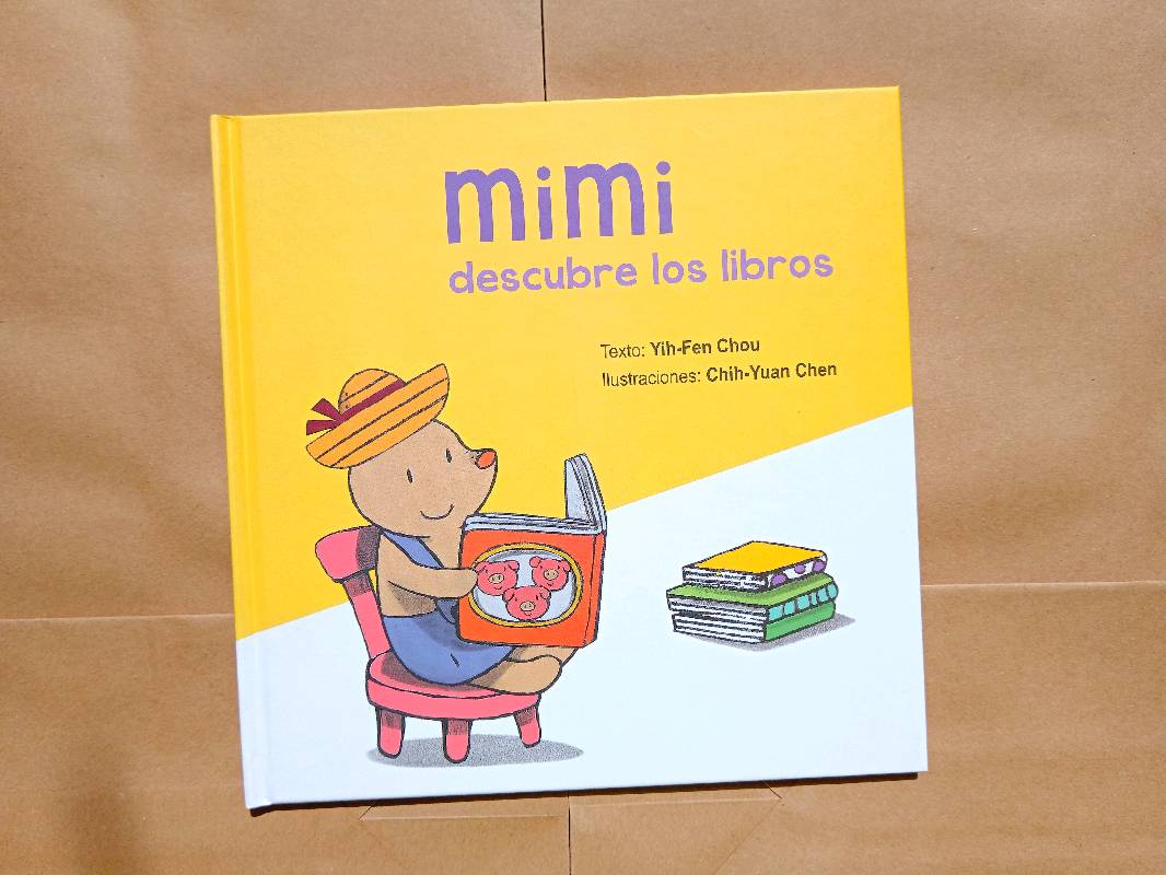 Mimi descubre los libros 