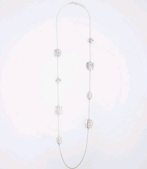 PARFOIS COLLAR LARGO PLATEADO 