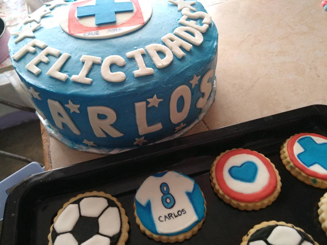 Pastel cruz azul en Guadalajara