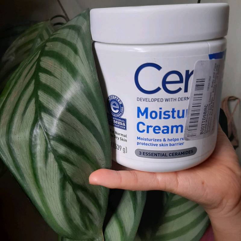 CERAVE Moisturizing cream 