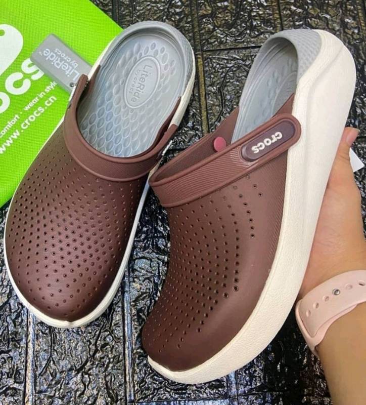 Crocs para dama caballero y niño en Medellin