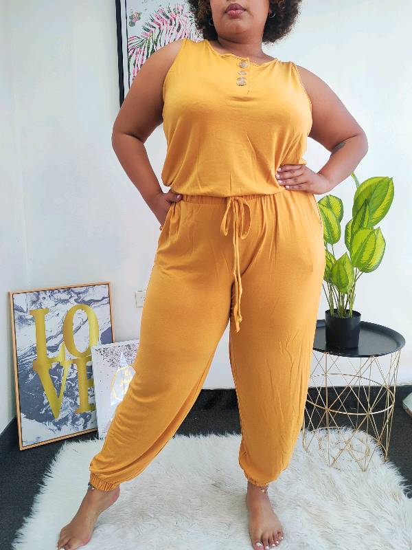 3155- Jumpsuit unicolor estilo camiseta 