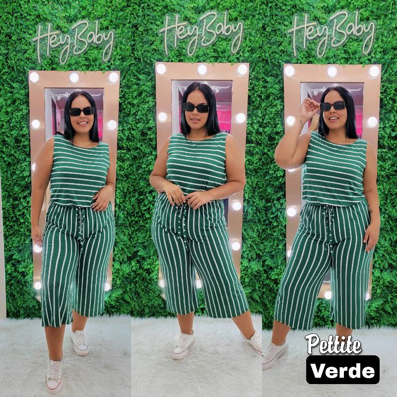 2423 - Jumpsuit de líneas Pettite