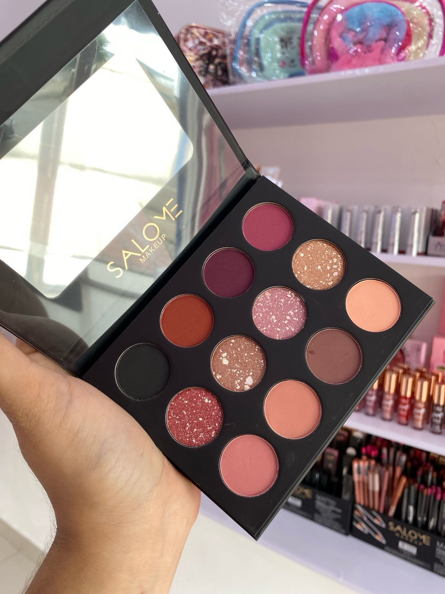 Paleta de sombras x 12 tonos salome 