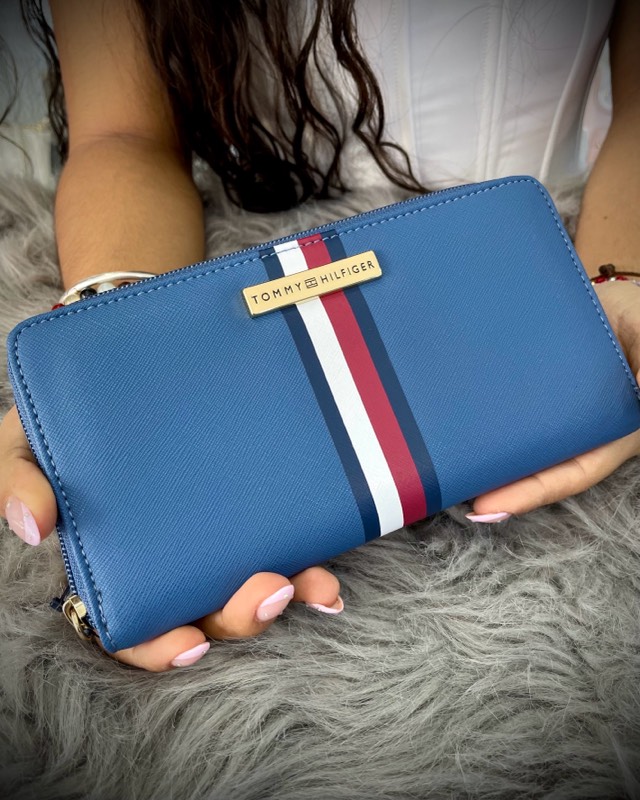 CARTERA Billetera Tommy Hilfiger 69J5677 420