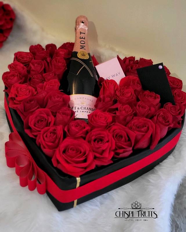 hamper, red_wine, wine_bottle