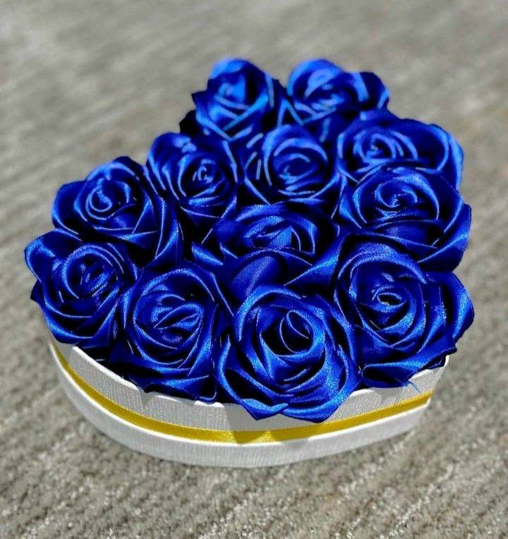 Rosas Eternas Azules 💙 en Riobamba