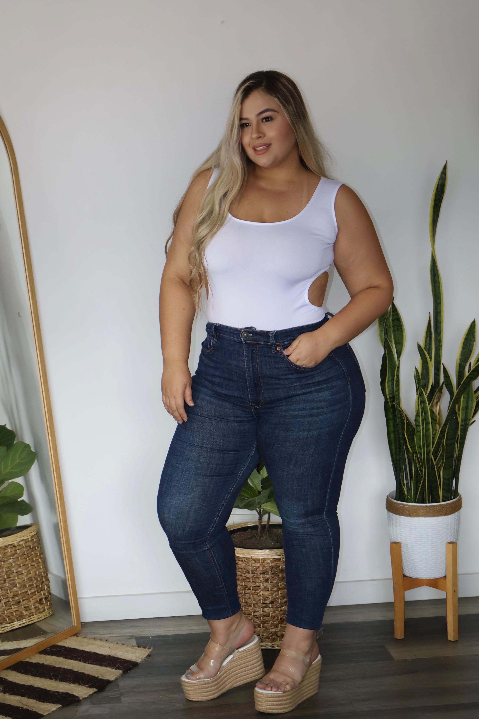 Hermoso Body con abertura 💜