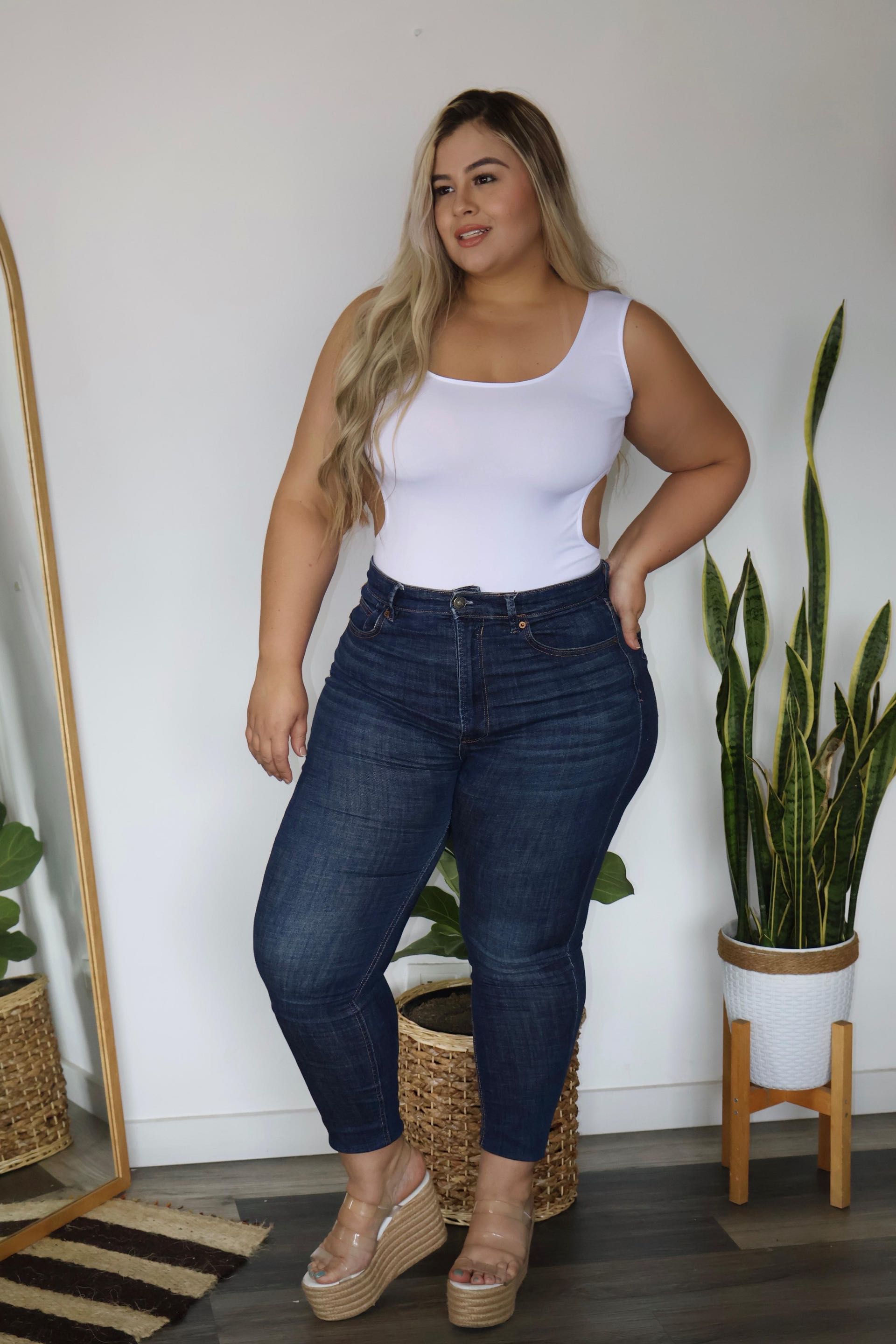 Hermoso Body con abertura 💜