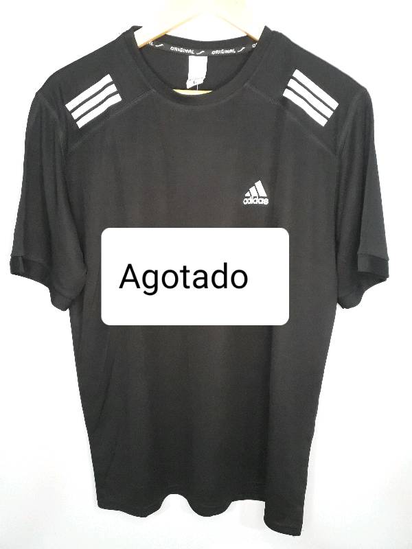 Camiseta deportiva en Quito