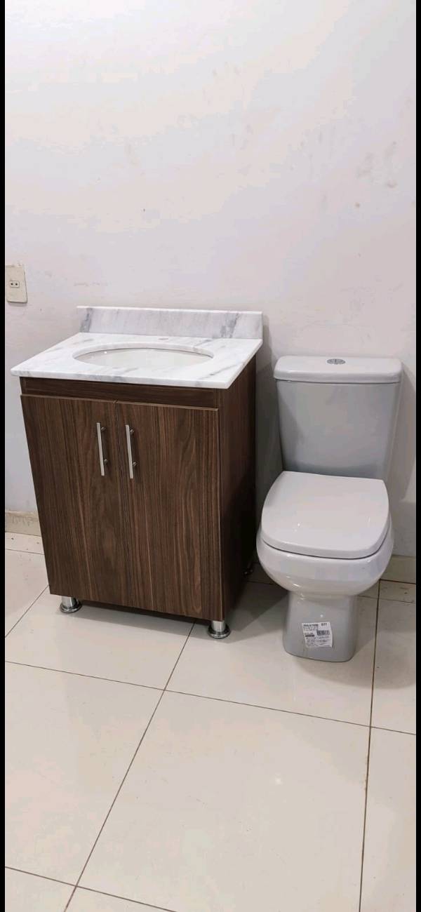 Combo muebles de baño más Inodoro y cisterna baja 