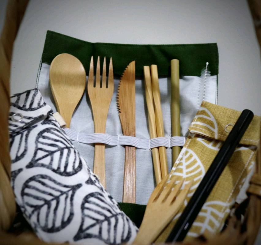 wooden_spoon, spatula, carpenter's_kit