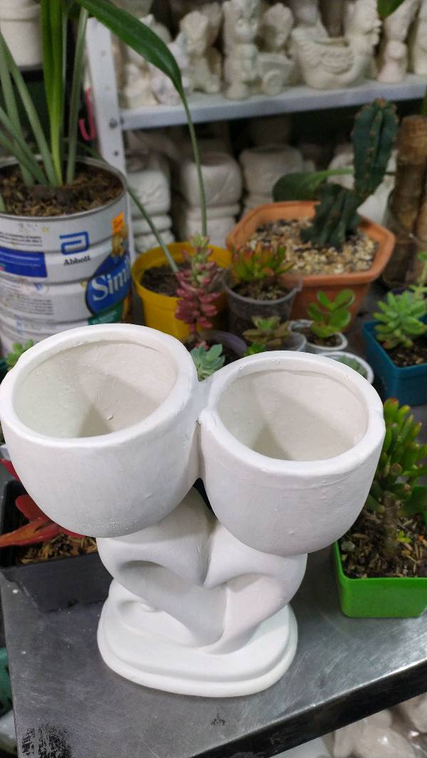 pot, mortar, toilet_seat