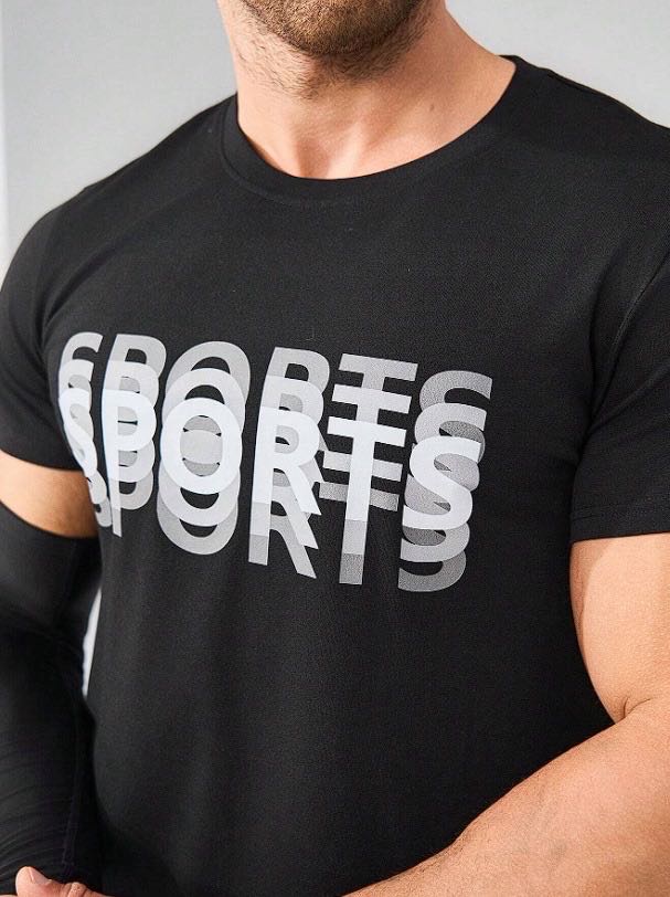 Franela negra estampada sports 