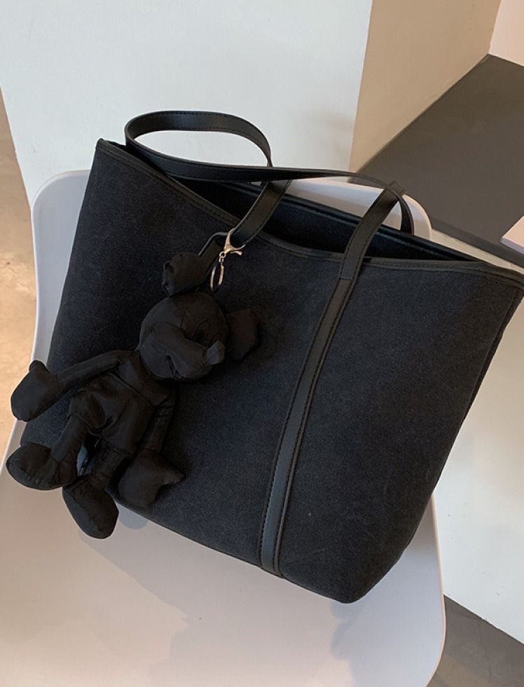 Bolso big mickey negro✨