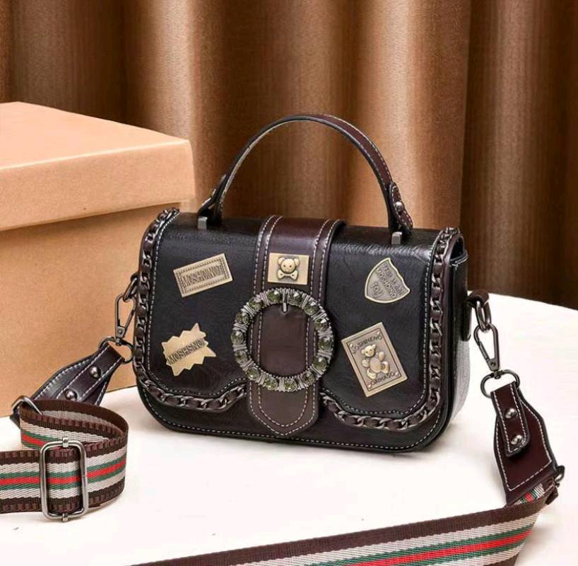 💛Bolso moshino cora negro✨