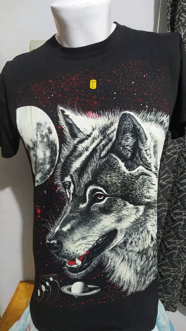 Poleras perros y lobos en La Paz