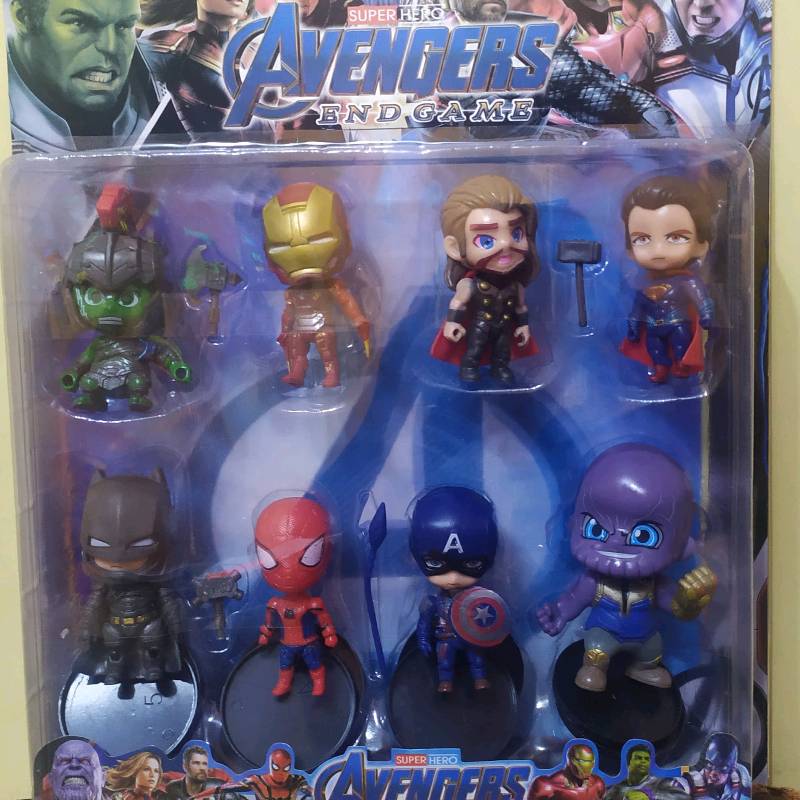 Muñecos Avengers por 8 blíster
