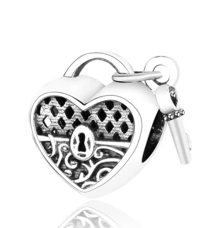 Charms corazón llave 