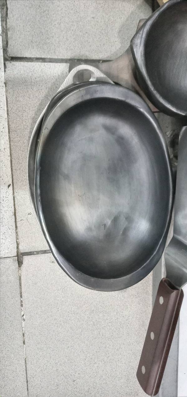 frying_pan, wok, shield