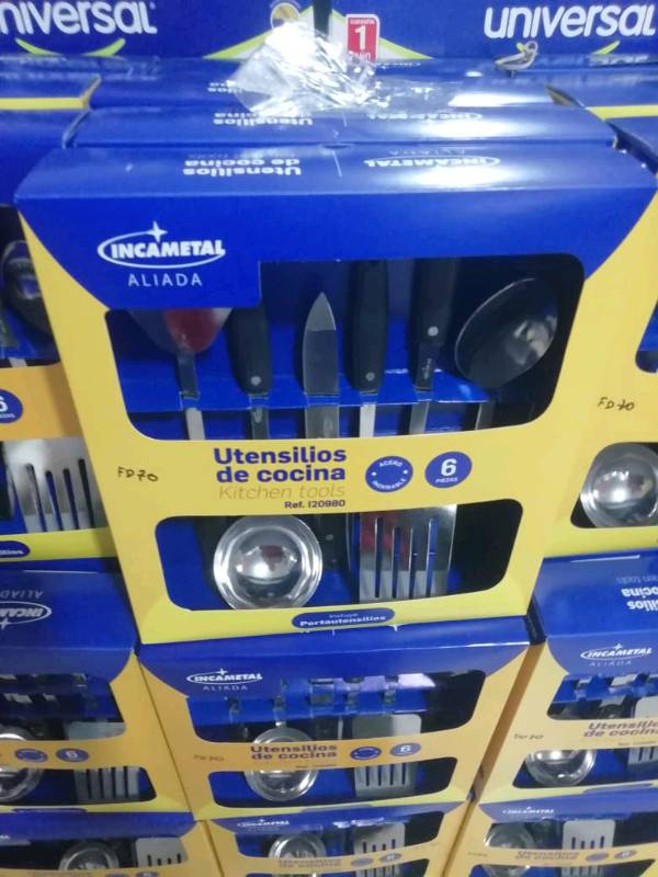 carpenter's_kit, carton, screwdriver