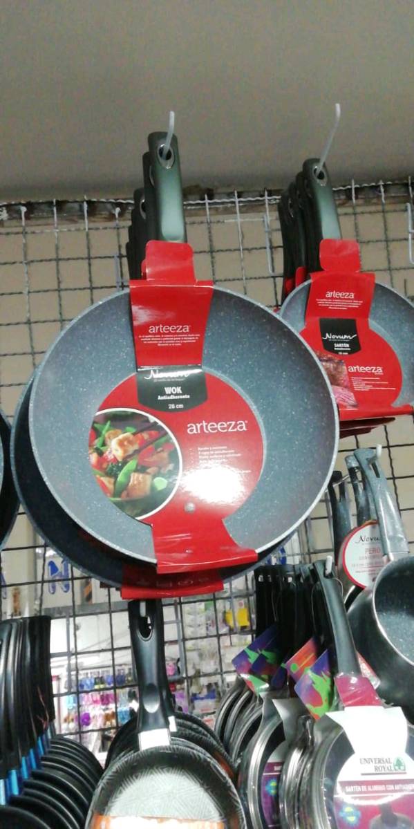 frying_pan, wok, spatula