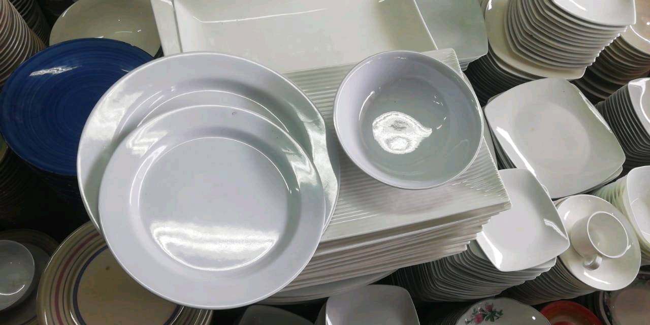 plate_rack, dishwasher, mixing_bowl