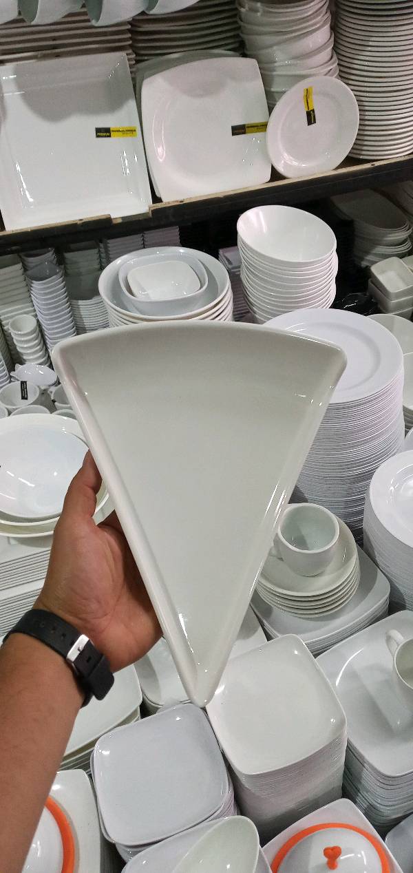 plate, soup_bowl, plate_rack