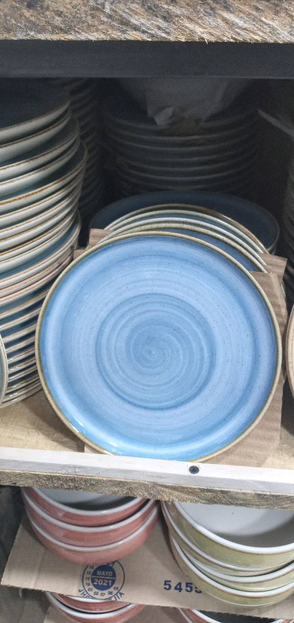 potter's_wheel, plate_rack, soup_bowl