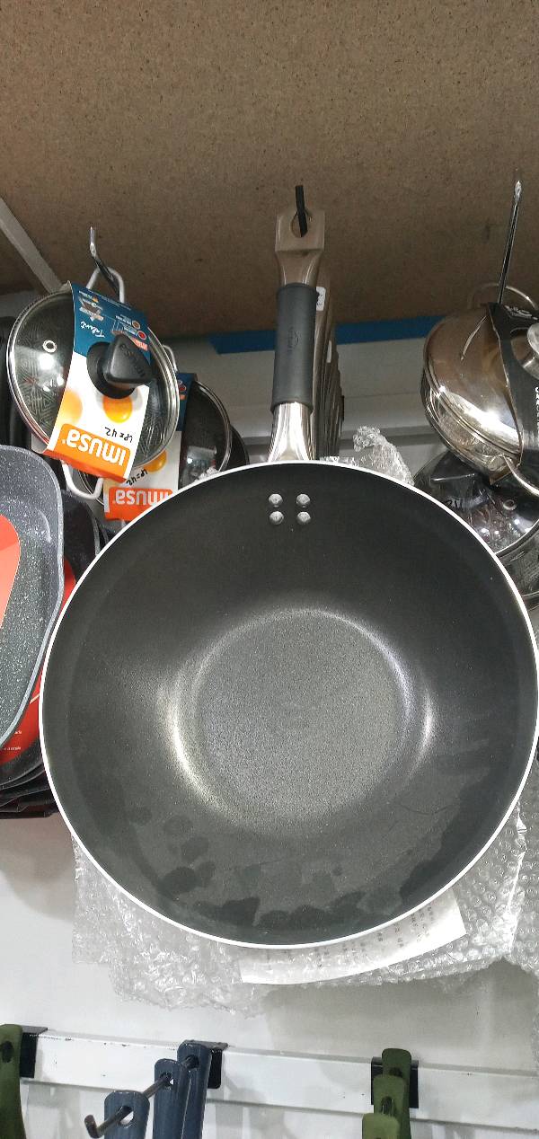 wok, frying_pan, Dutch_oven