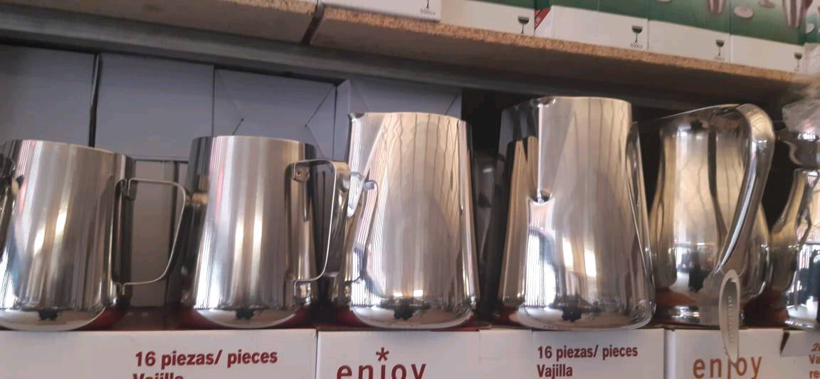 cocktail_shaker, espresso_maker, coffeepot