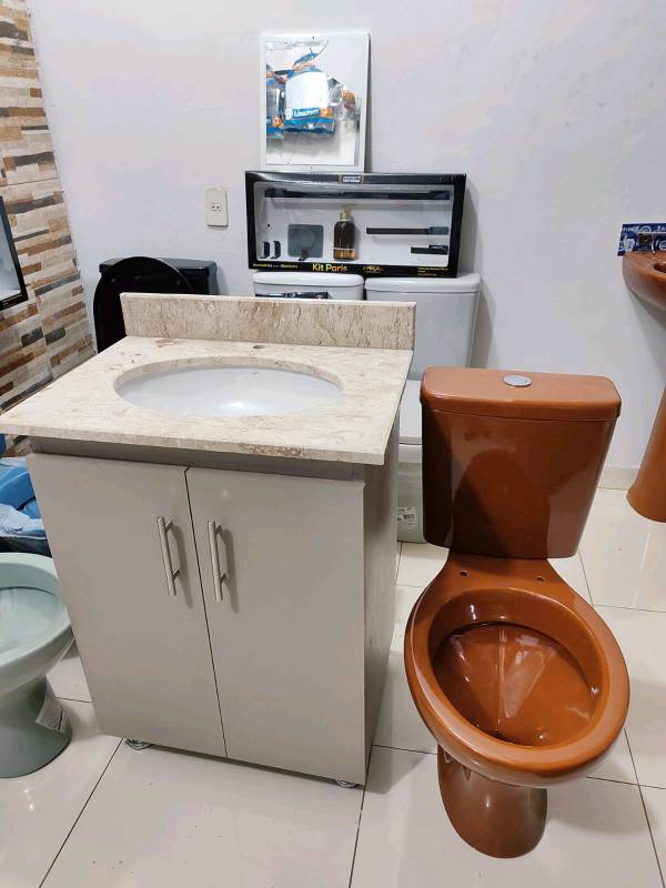 Combo muebles de baño más   Inodoro y cisterna 