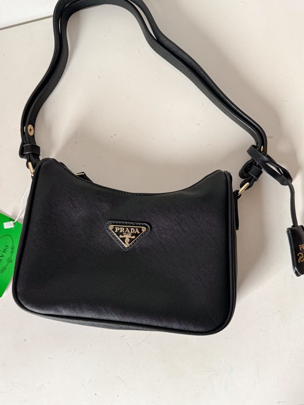 Prada Baguette Negro