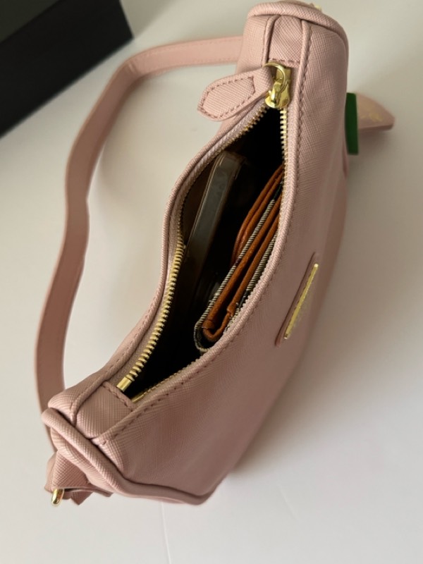 Prada Baguette Rosa 