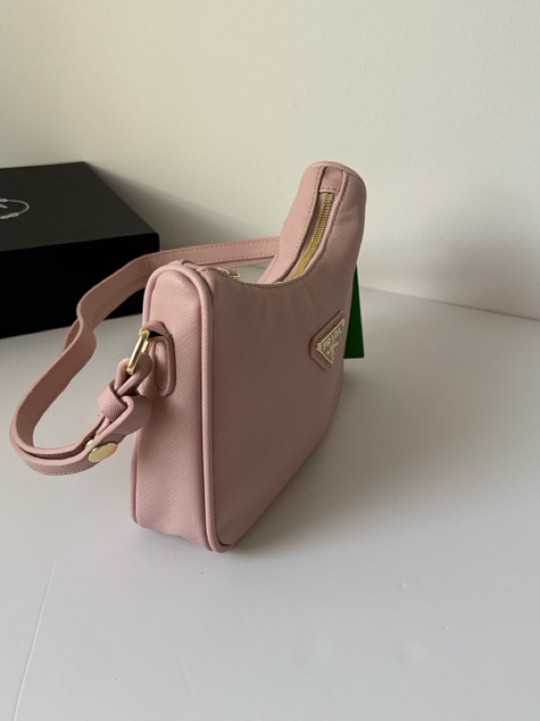 Prada Baguette Rosa 